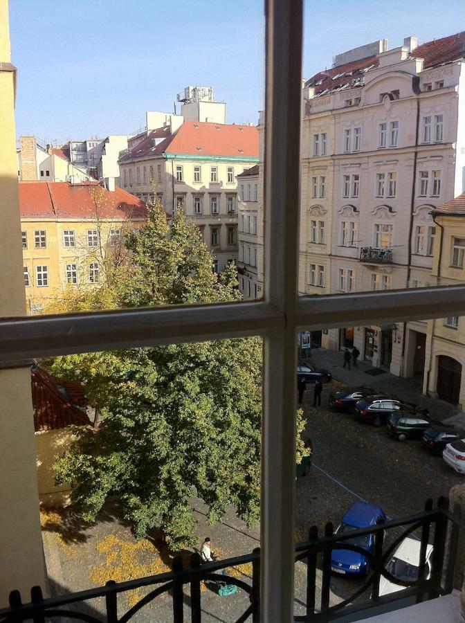 Spacious Elegance In The Heart Of Old Town Prague Extérieur photo