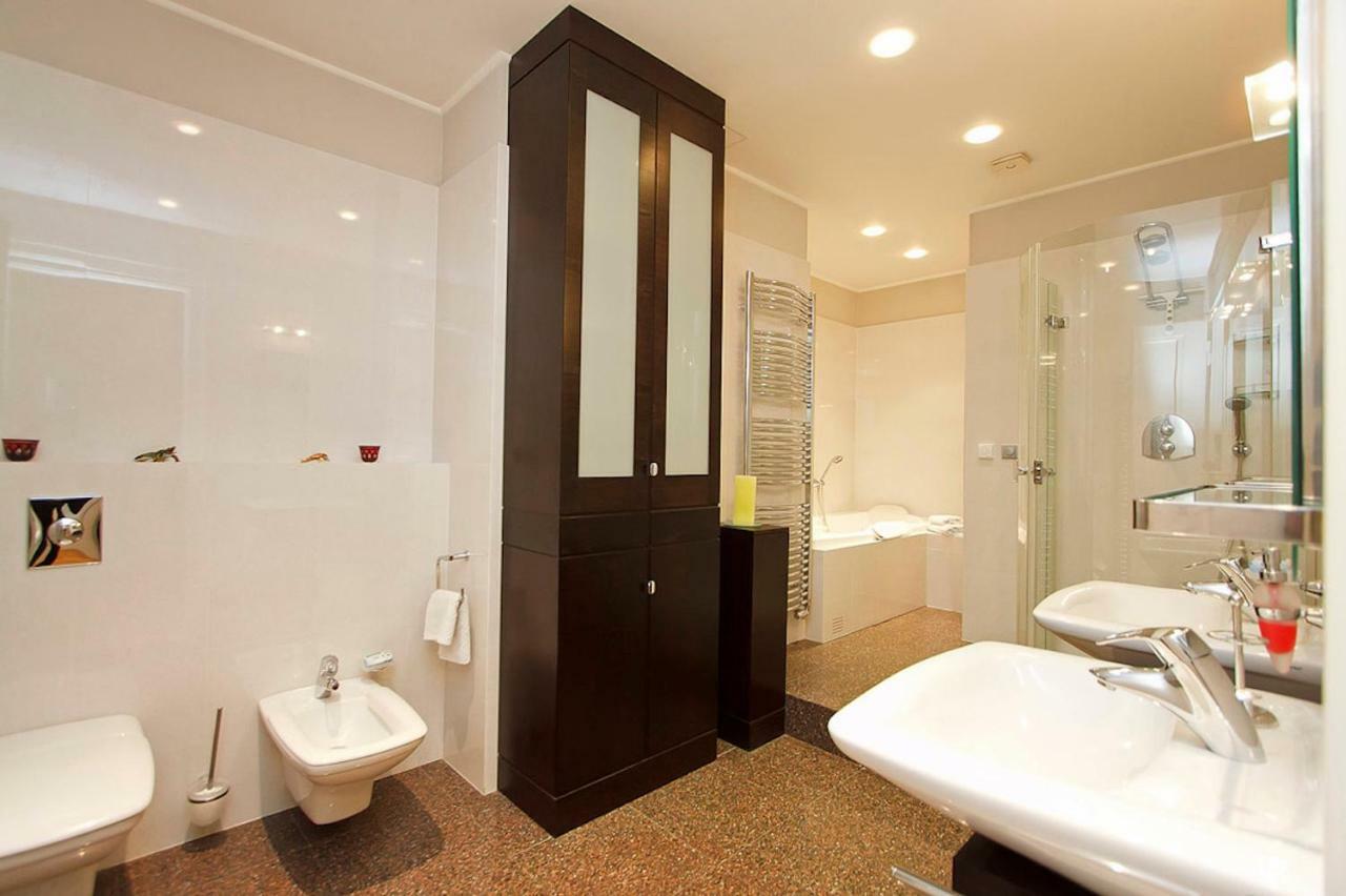 Spacious Elegance In The Heart Of Old Town Prague Extérieur photo